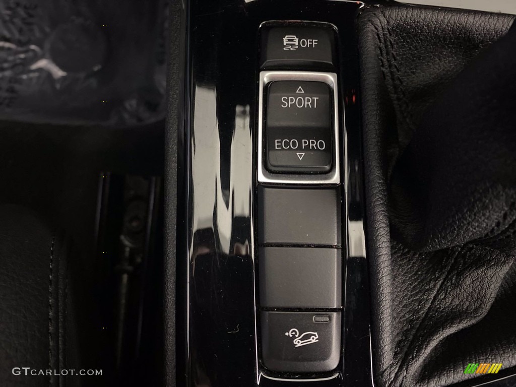 2018 X2 xDrive28i - Jet Black / Black photo #27