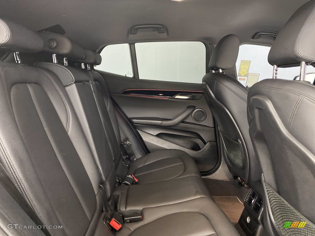 2018 X2 xDrive28i - Jet Black / Black photo #35