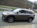 Predawn Gray Mica - Highlander XLE AWD Photo No. 13