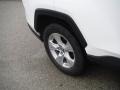 Super White - RAV4 XLE AWD Photo No. 10