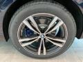 2022 BMW X7 xDrive40i Wheel and Tire Photo