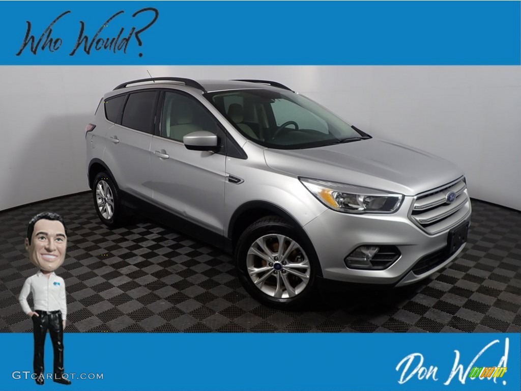 2018 Escape SE - Ingot Silver / Medium Light Stone photo #1