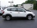 2003 Frost White Pontiac Vibe   photo #3