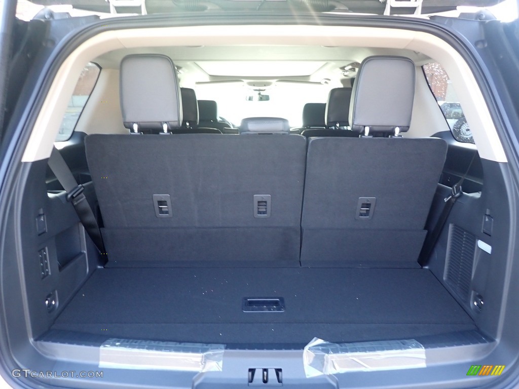 2022 Ford Expedition XLT 4x4 Trunk Photos
