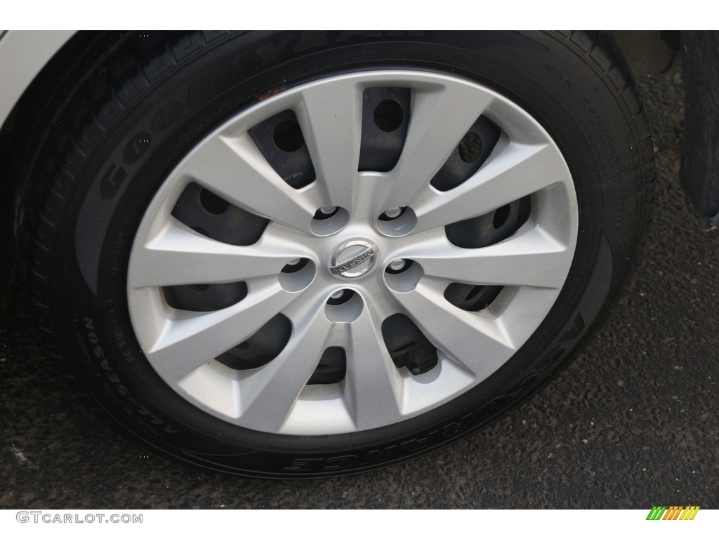 2017 Sentra SV - Brilliant Silver / Charcoal photo #23