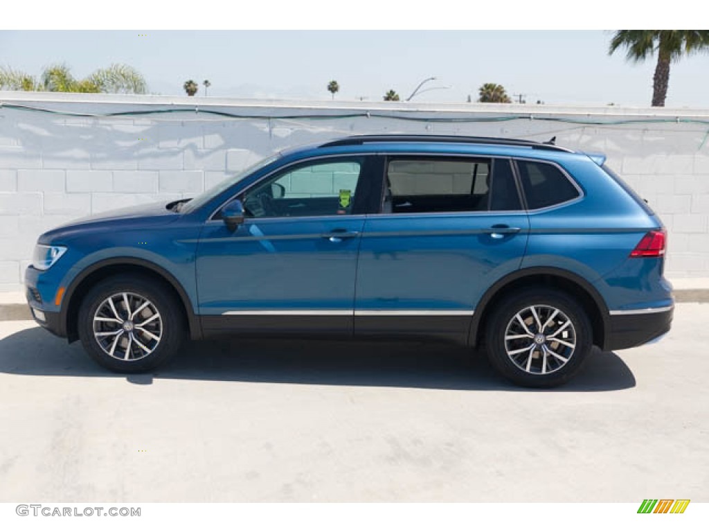 2018 Tiguan SE - Silk Blue Metallic / Storm Gray photo #8
