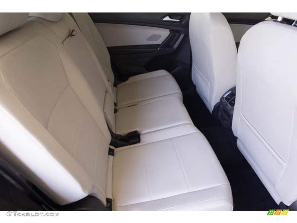 2018 Tiguan SE - Silk Blue Metallic / Storm Gray photo #22