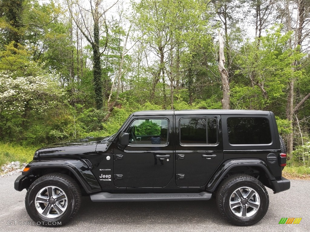 Black 2022 Jeep Wrangler Unlimited Sahara 4x4 Exterior Photo #144127250
