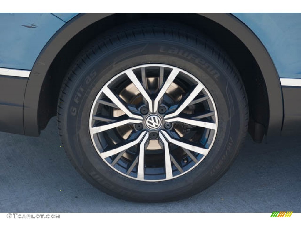 2018 Tiguan SE - Silk Blue Metallic / Storm Gray photo #35