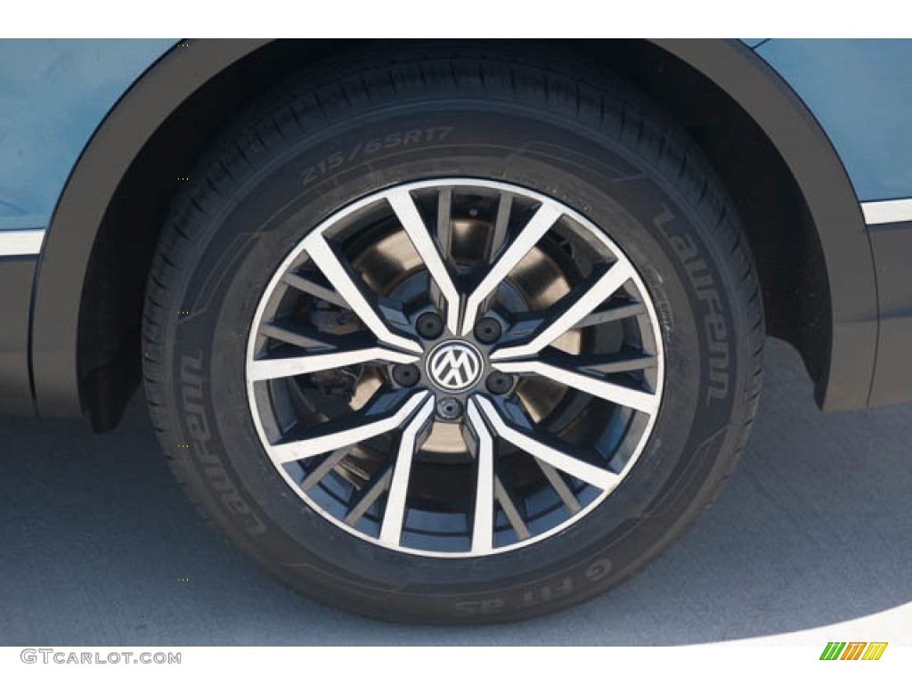 2018 Tiguan SE - Silk Blue Metallic / Storm Gray photo #37