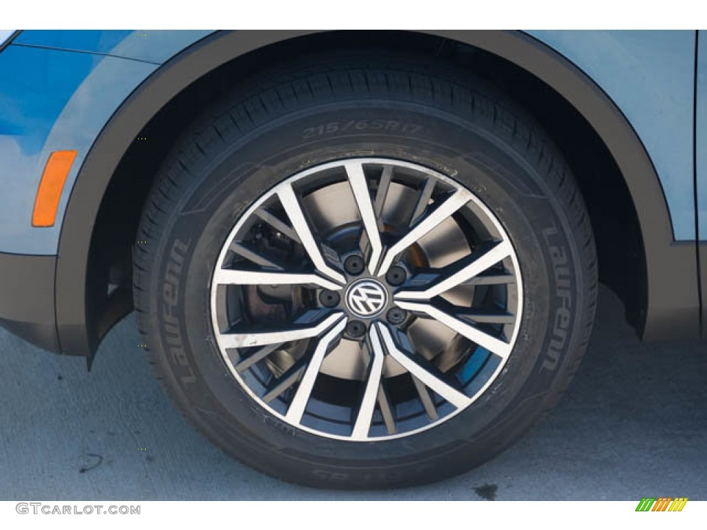 2018 Tiguan SE - Silk Blue Metallic / Storm Gray photo #38