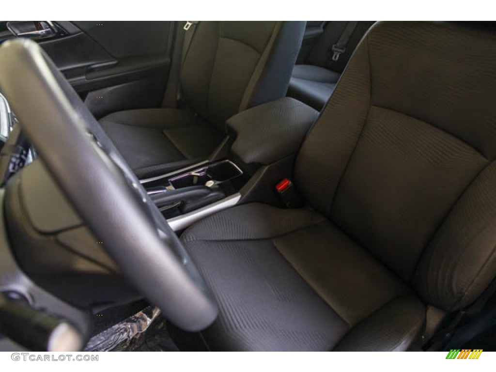 2017 Accord LX Sedan - Modern Steel Metallic / Black photo #17