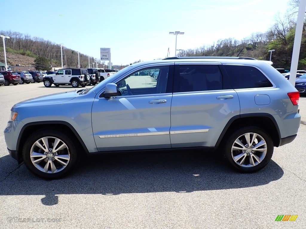 2012 Grand Cherokee Laredo 4x4 - True Blue Pearl / Black photo #2