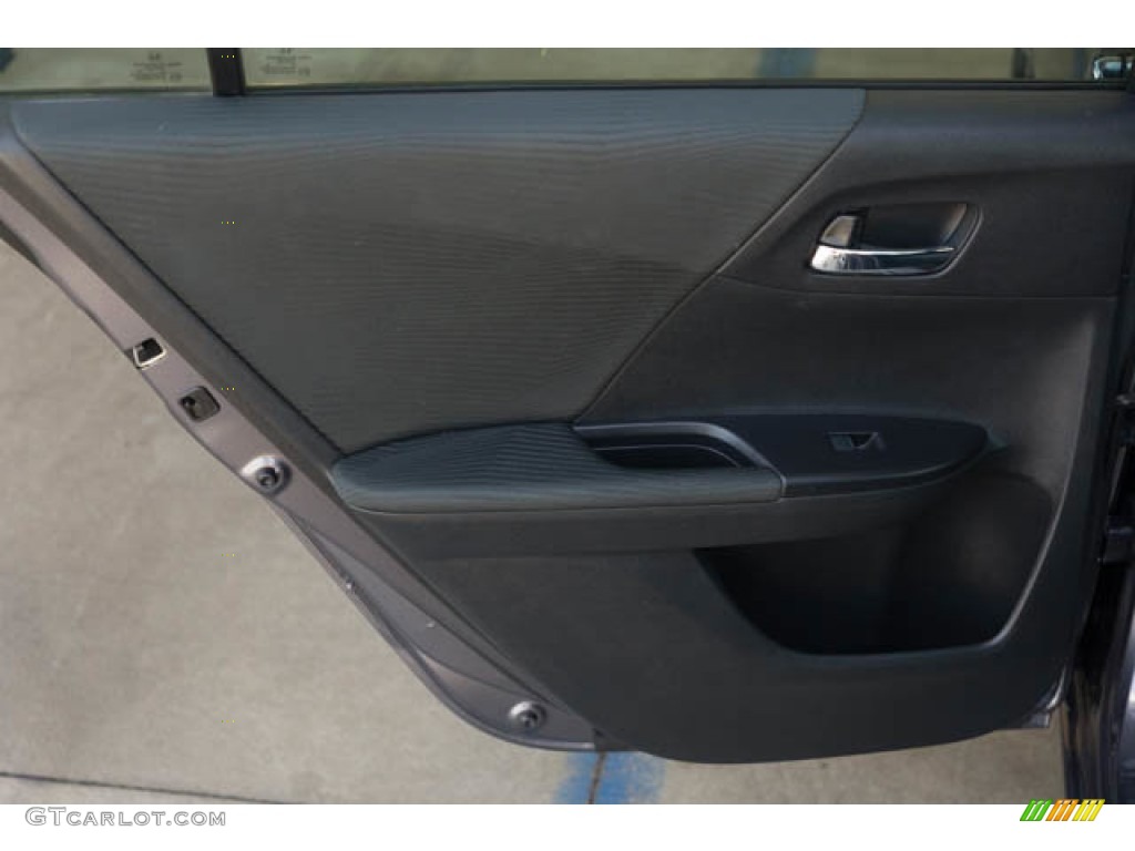 2017 Accord LX Sedan - Modern Steel Metallic / Black photo #29