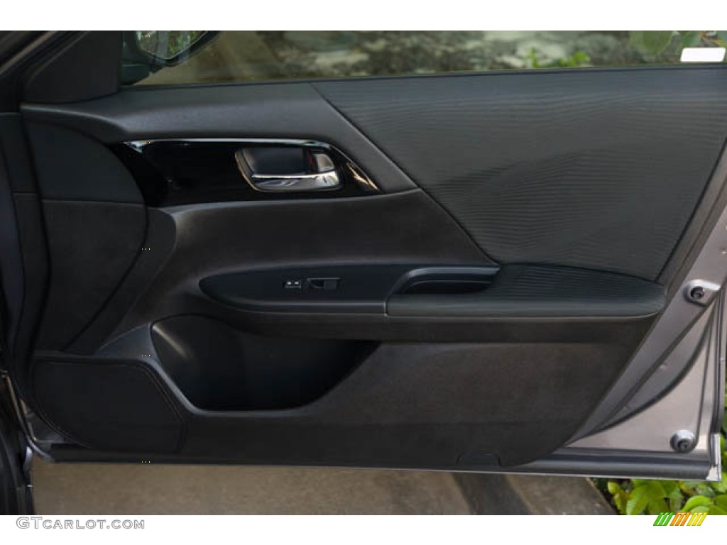 2017 Accord LX Sedan - Modern Steel Metallic / Black photo #31