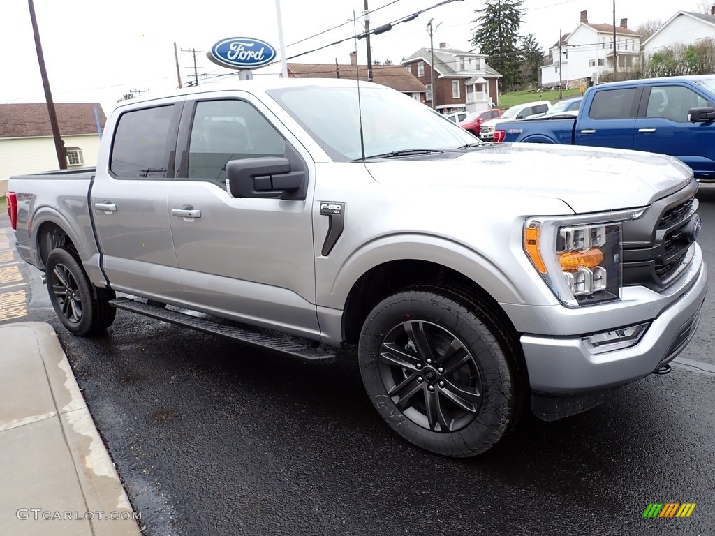 Iconic Silver Metallic 2022 Ford F150 XLT SuperCrew 4x4 Exterior Photo #144132823