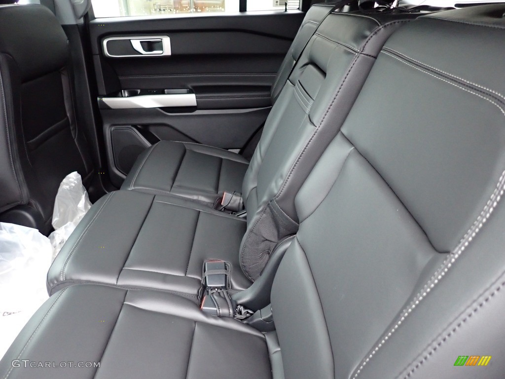 2022 Ford Explorer XLT 4WD Rear Seat Photo #144133468