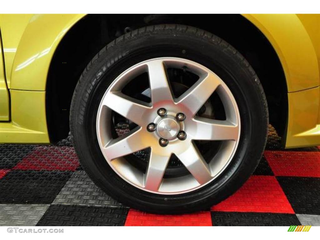 2004 VUE Red Line AWD - Electric Lime / Gray photo #18