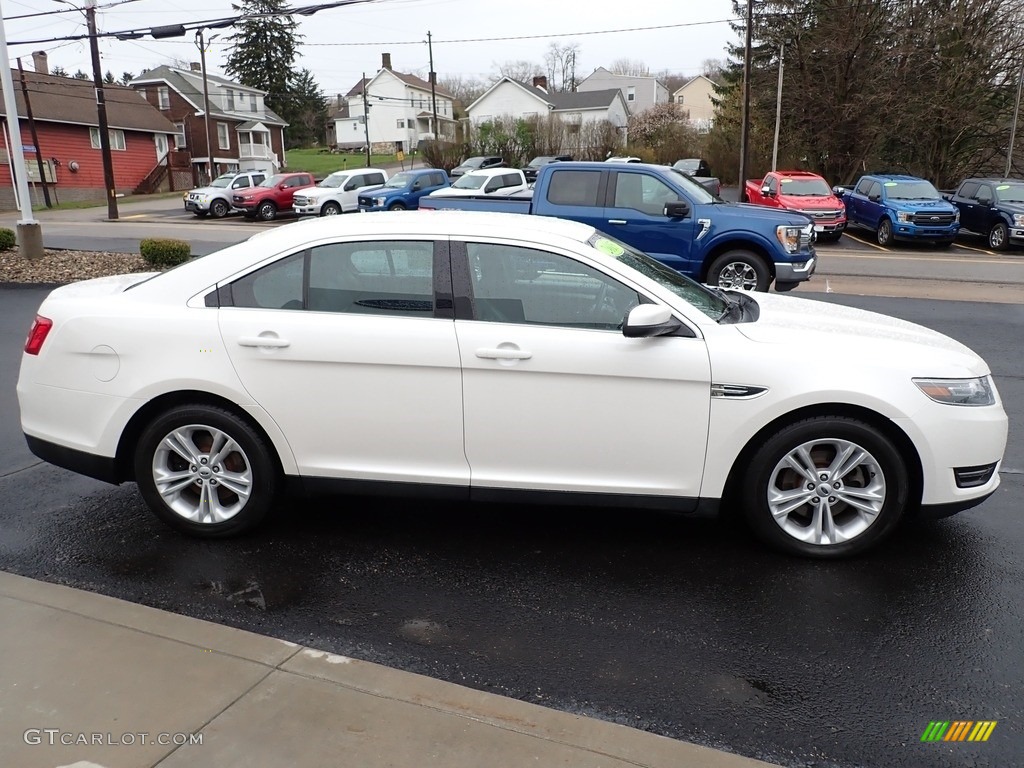 White Platinum Metallic 2015 Ford Taurus SEL AWD Exterior Photo #144137263