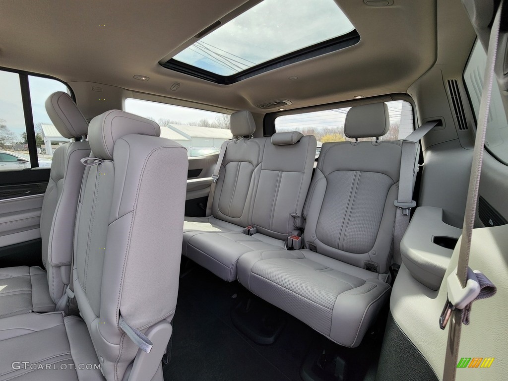 2022 Jeep Wagoneer Series II 4x4 Rear Seat Photo #144137527