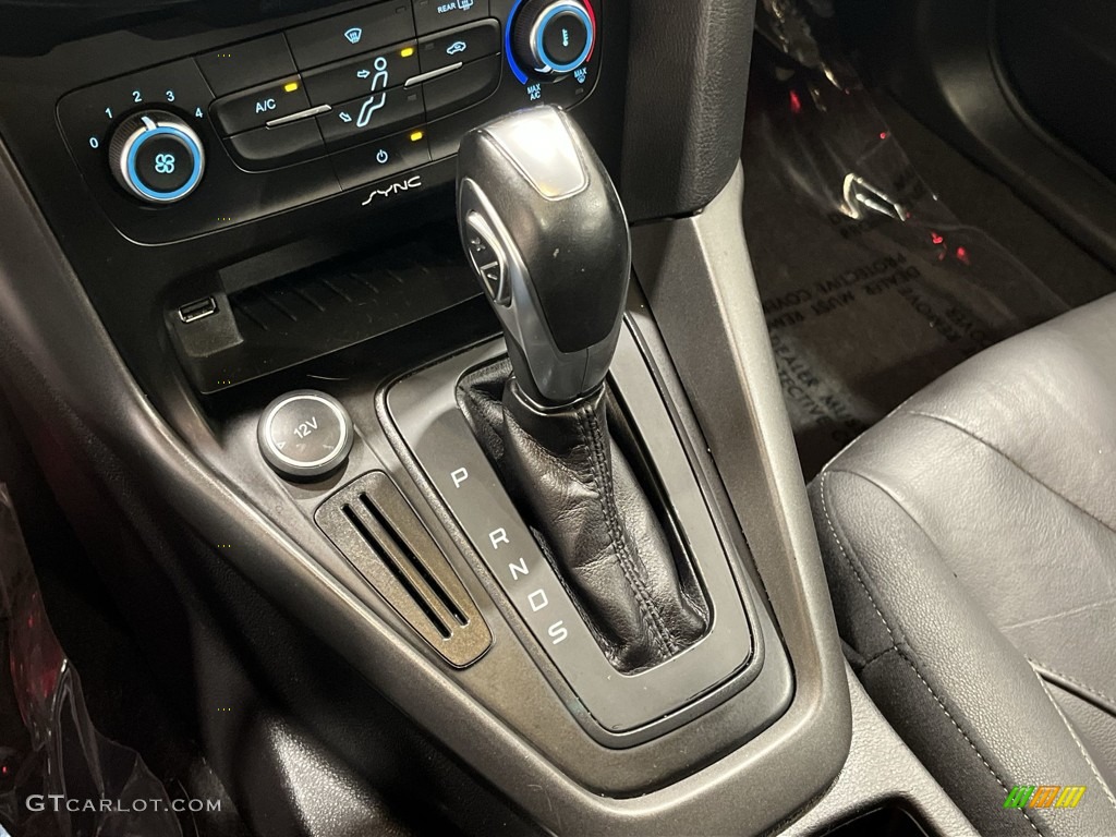 2015 Focus SE Sedan - Magnetic Metallic / Charcoal Black photo #15