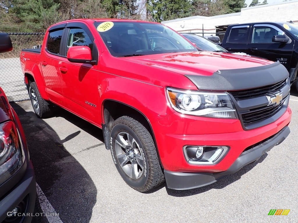 2019 Colorado Z71 Crew Cab 4x4 - Red Hot / Jet Black photo #3