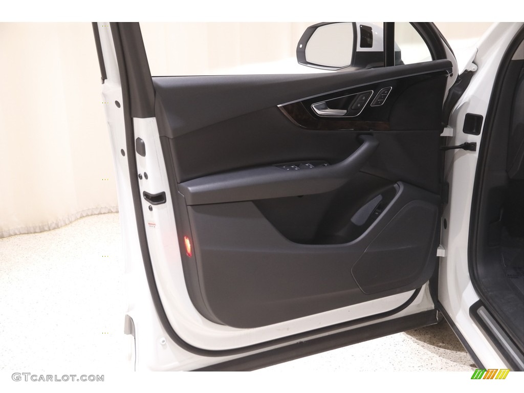 2017 Q7 3.0T quattro Premium Plus - Carrara White / Black photo #4
