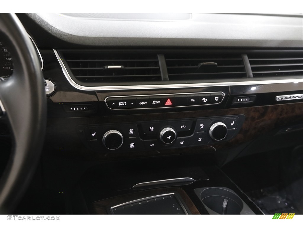 2017 Q7 3.0T quattro Premium Plus - Carrara White / Black photo #9