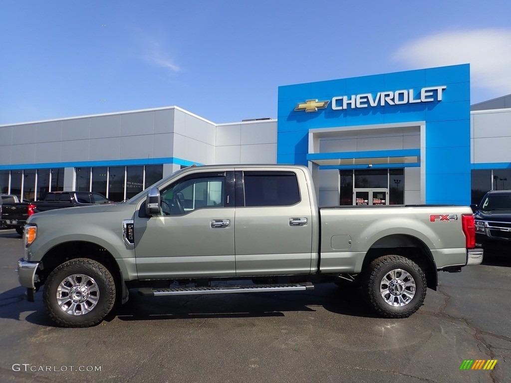 Silver Spruce 2019 Ford F250 Super Duty Lariat Crew Cab 4x4 Exterior Photo #144144961