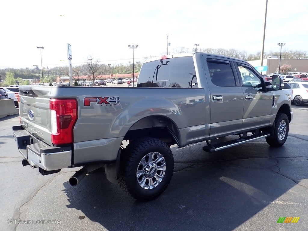 2019 F250 Super Duty Lariat Crew Cab 4x4 - Silver Spruce / Black photo #8