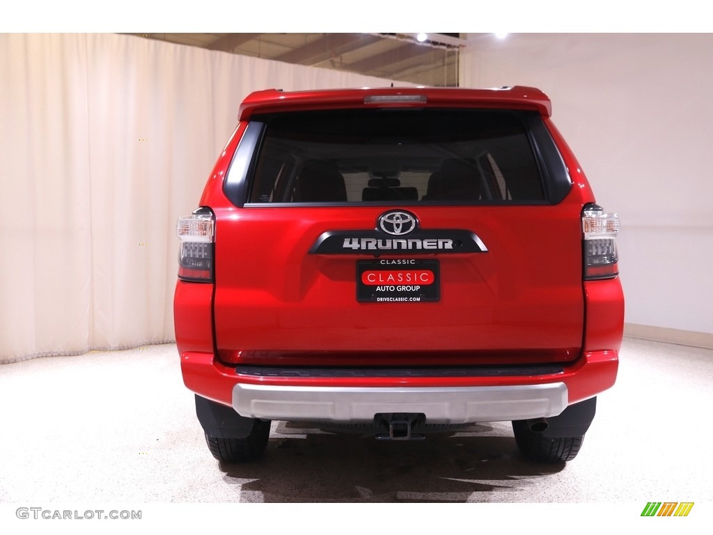 2019 4Runner TRD Off-Road 4x4 - Barcelona Red Metallic / Black photo #20