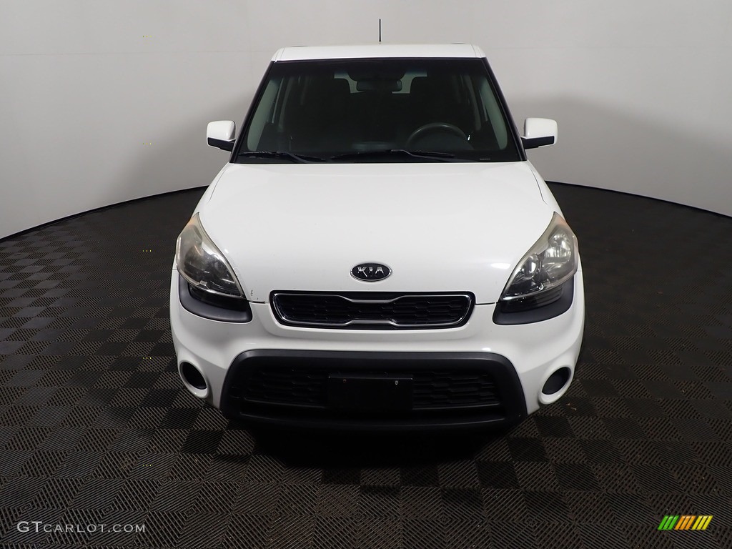 2012 Soul 1.6 - Clear White / Black Cloth photo #4