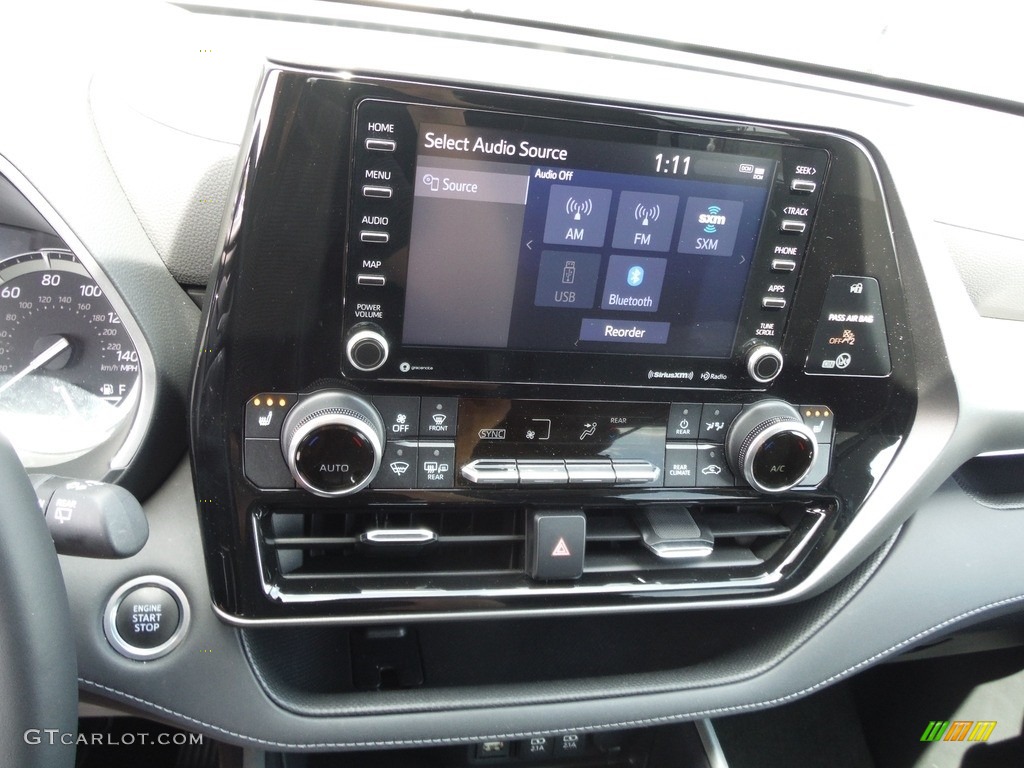 2021 Toyota Highlander XLE AWD Controls Photo #144146403