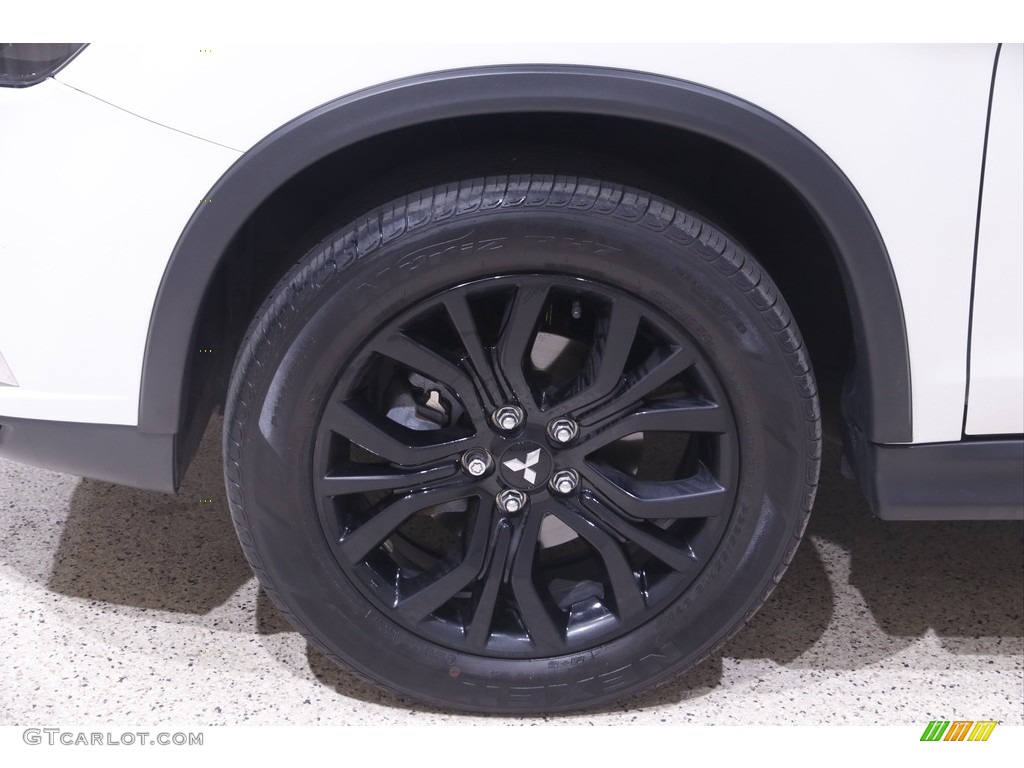 2019 Outlander Sport LE AWC - Pearl White / Black photo #20