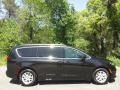 Brilliant Black Crystal Pearl - Pacifica Touring L Photo No. 5