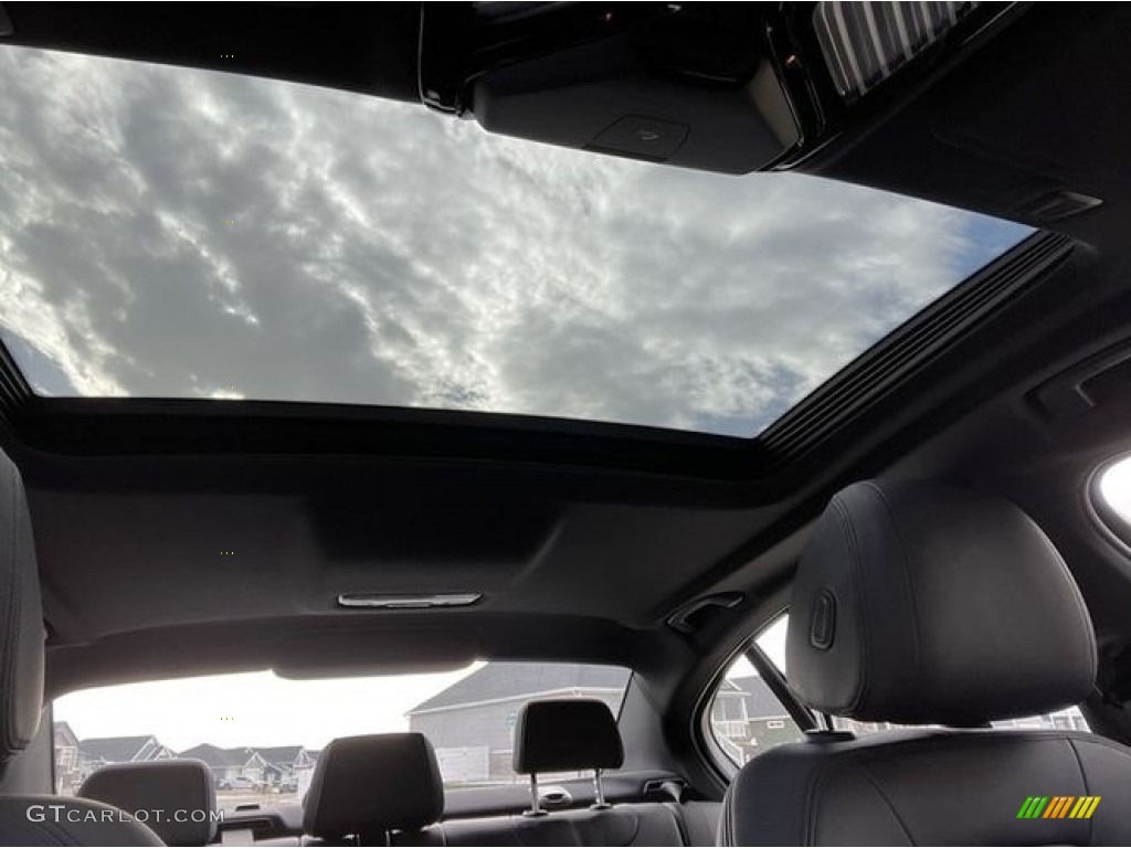 2018 5 Series 530i xDrive Sedan - Mineral White Metallic / Black photo #5