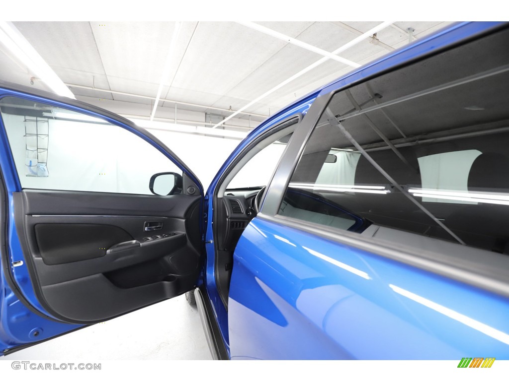 2018 Outlander Sport ES - Blue Octane Metallic / Black photo #20