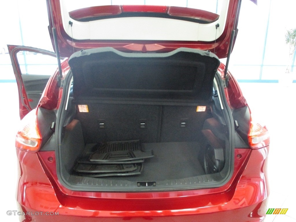 2017 Focus SEL Hatch - Ruby Red / Charcoal Black photo #22