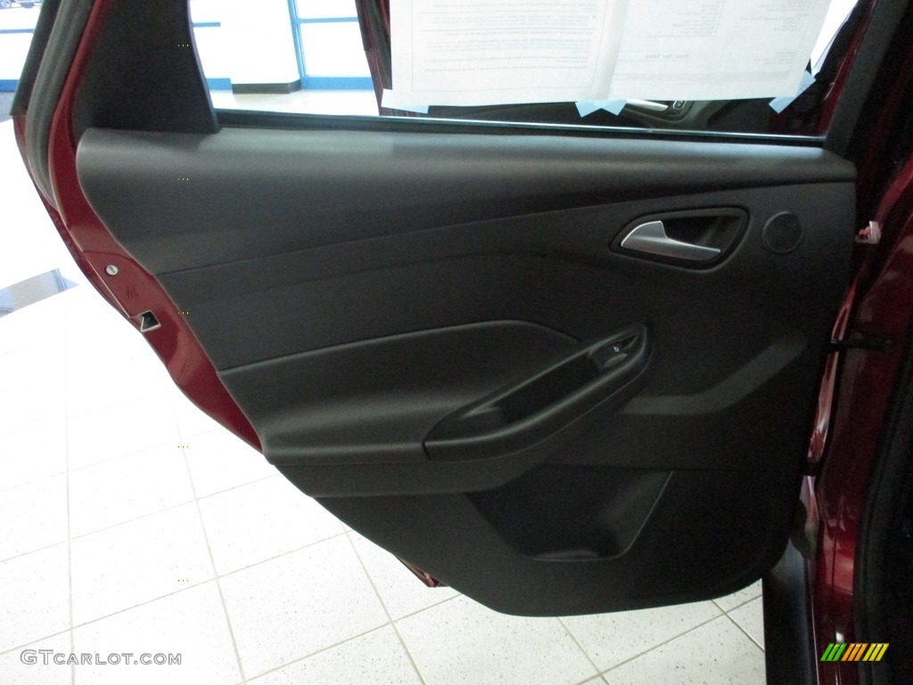2017 Focus SEL Hatch - Ruby Red / Charcoal Black photo #25