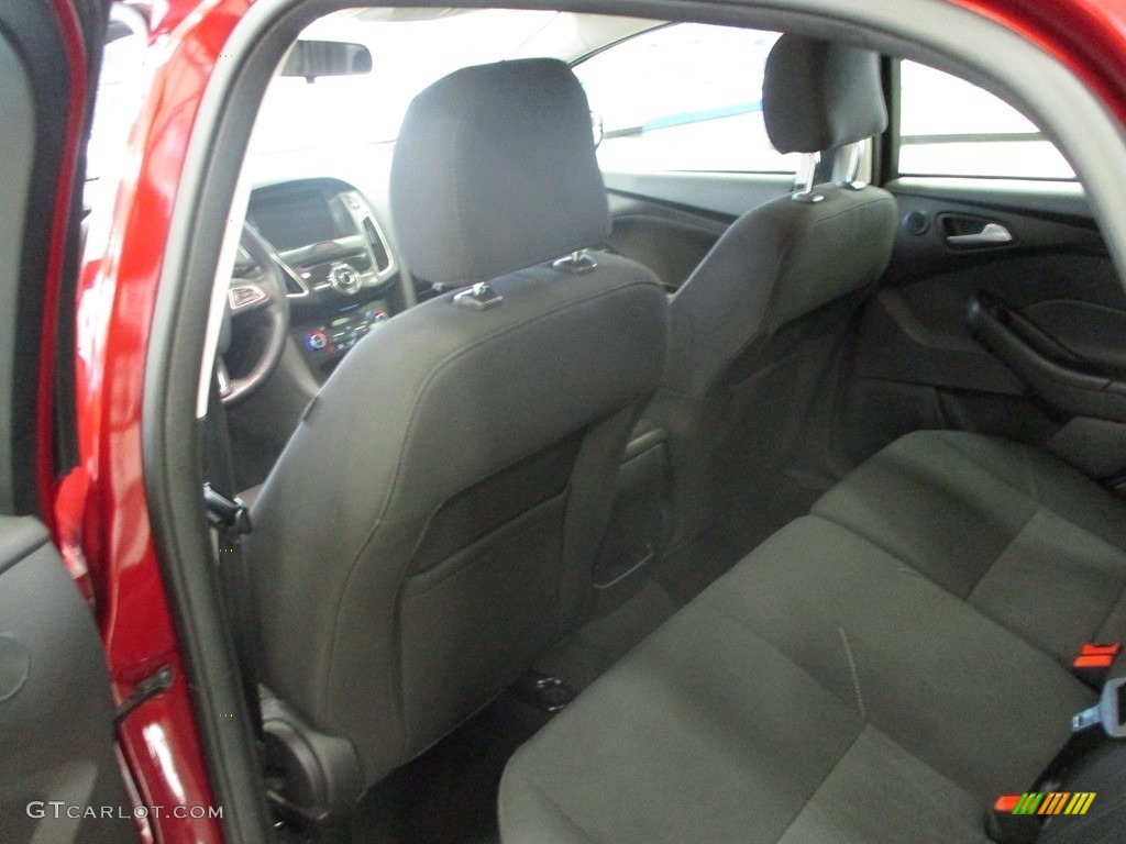 2017 Focus SEL Hatch - Ruby Red / Charcoal Black photo #26