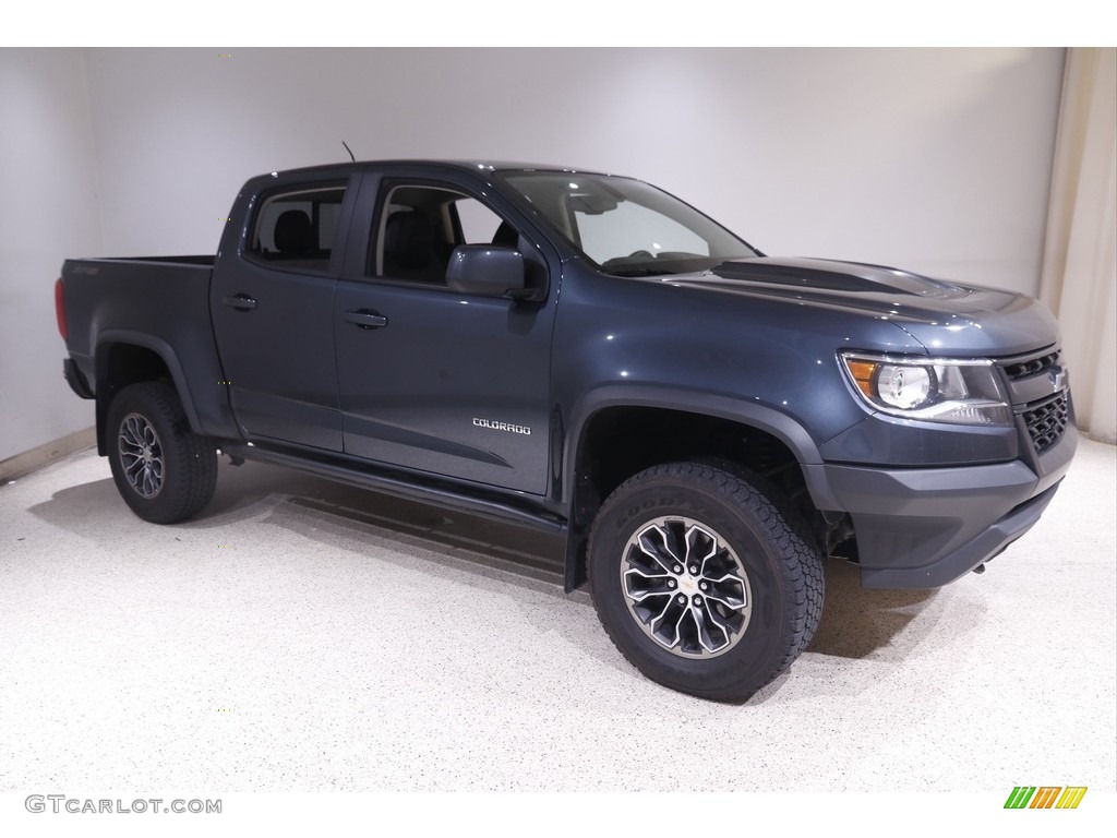 Shadow Gray Metallic Chevrolet Colorado