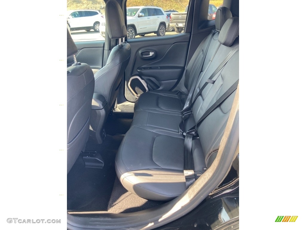 2017 Jeep Renegade Limited Rear Seat Photo #144155464