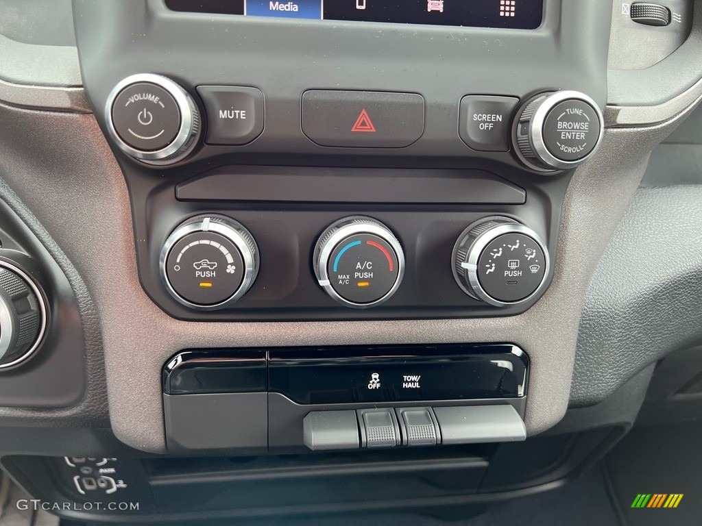 2022 Ram 2500 Tradesman Crew Cab 4x4 Controls Photo #144157585