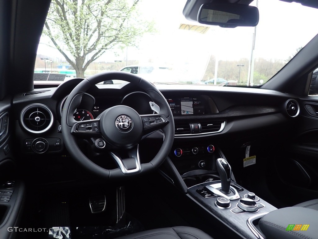 2022 Alfa Romeo Stelvio Sprint AWD Black Dashboard Photo #144158113