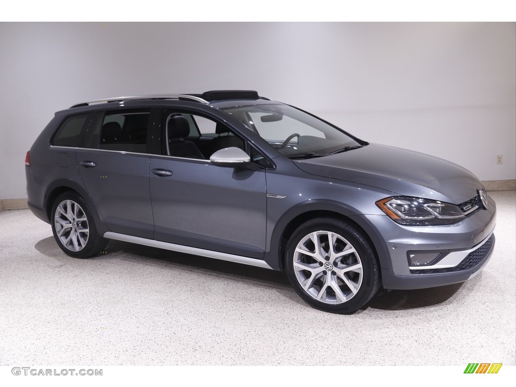 2019 Golf Alltrack SE 4Motion - Platinum Gray Metallic / Titan Black photo #1