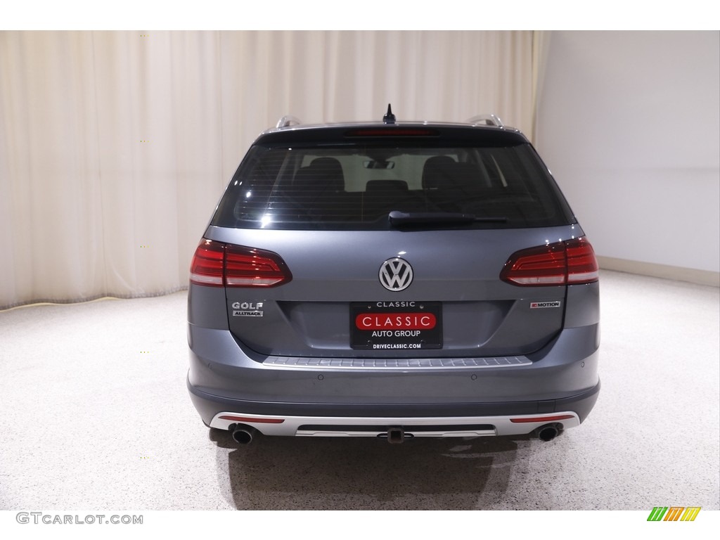 2019 Golf Alltrack SE 4Motion - Platinum Gray Metallic / Titan Black photo #18