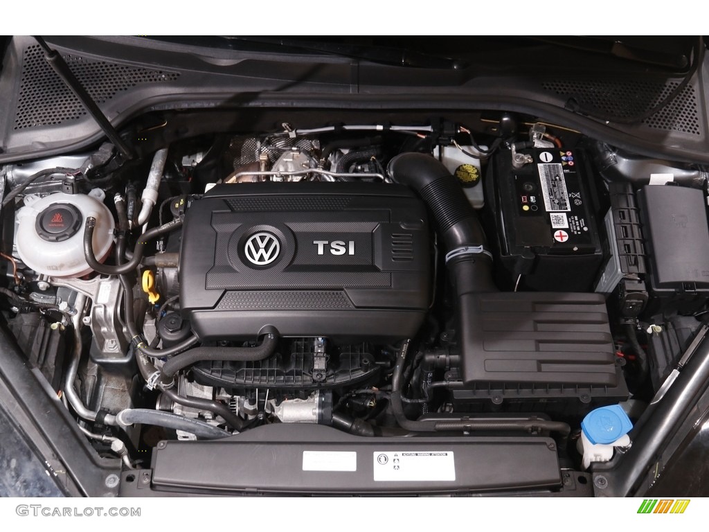 2019 Volkswagen Golf Alltrack SE 4Motion Engine Photos