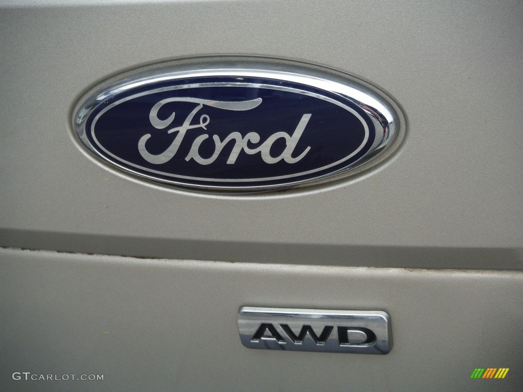 2018 Ford Flex SEL AWD Marks and Logos Photos