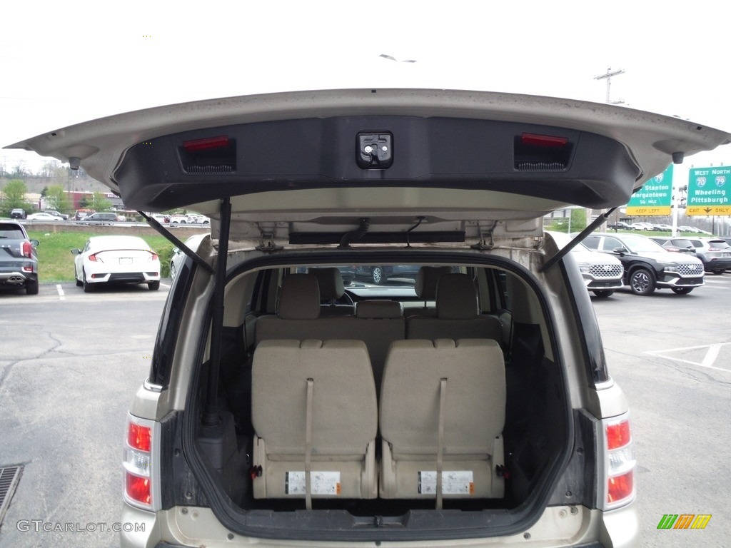 2018 Flex SEL AWD - White Gold / Charcoal Black photo #26