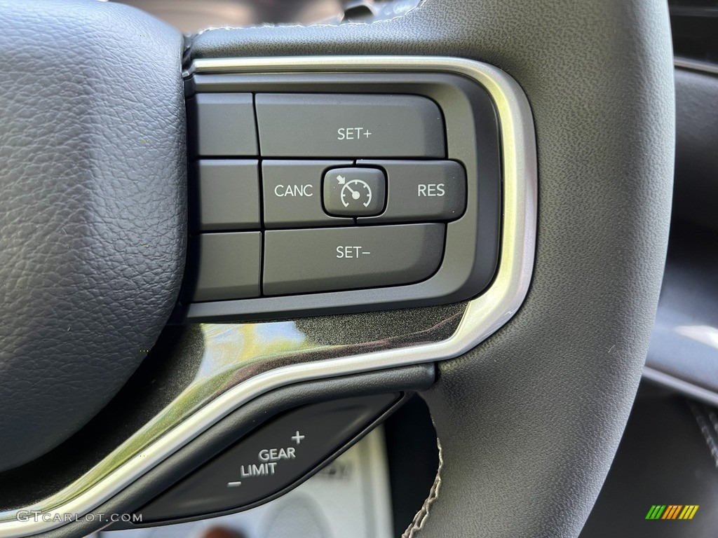 2022 Jeep Wagoneer Series I 4x4 Global Black Steering Wheel Photo #144163198